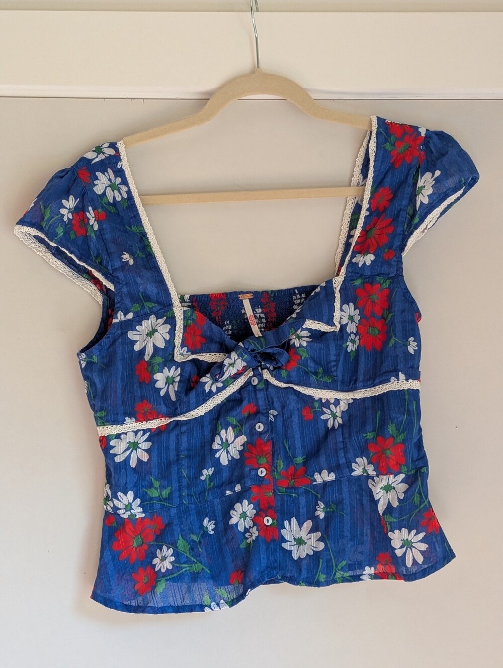Free People Blue Floral Tie Front Peplum Top Cottagecore Boho Sz L - Picture 4 of 8